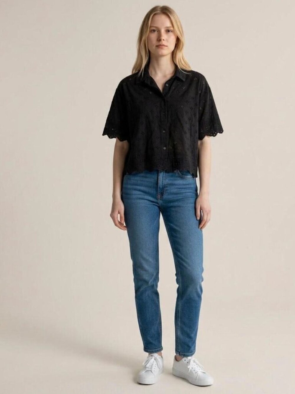 NWT Abercrombie & Fitch Womens Black Eyelet Crop Shirt size XS Cottagecore